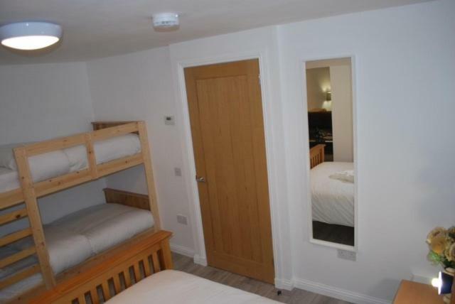 Gallowgate Square Apartments Largs Dış mekan fotoğraf